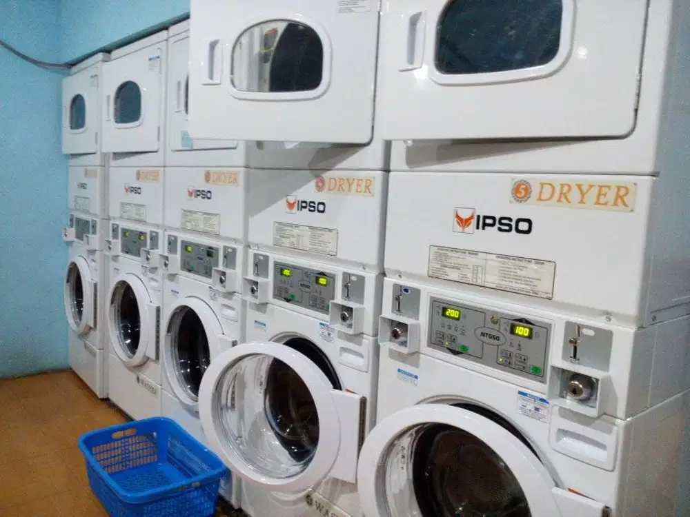 LOWONGAN KERJA GOSOK SETRIKA UAP DAN PACKING DI LAUNDRY