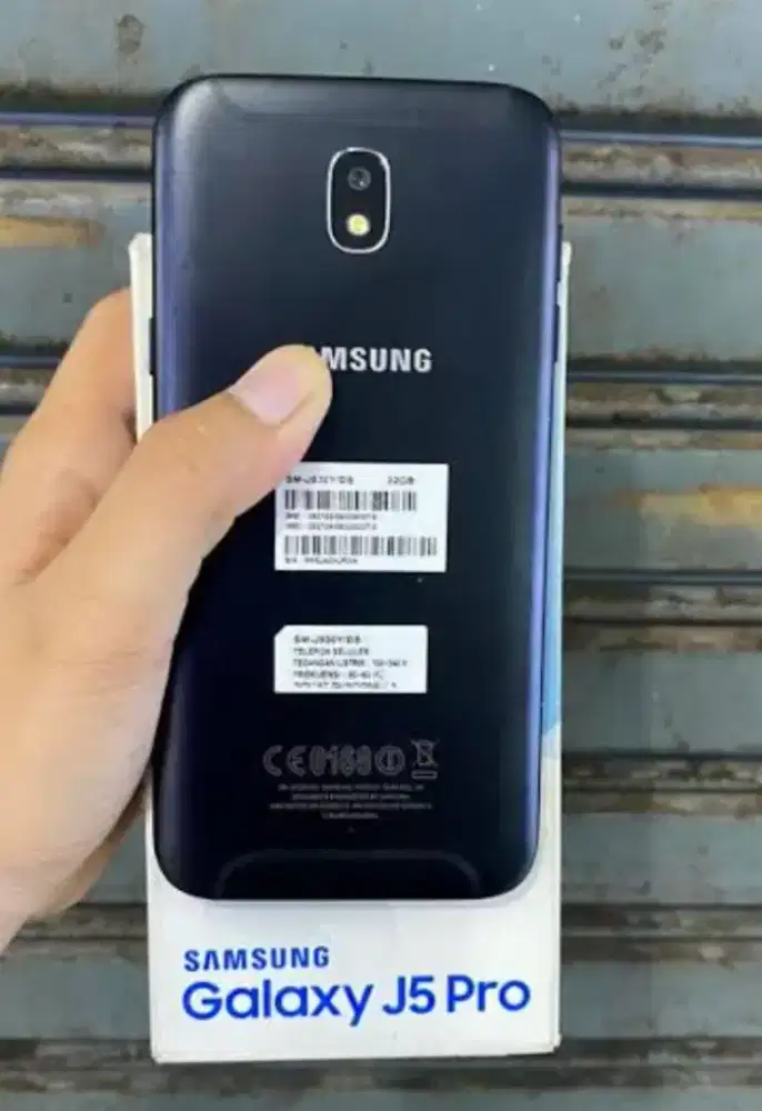 Murah hp Samsung J5 pro 3/32 lkp