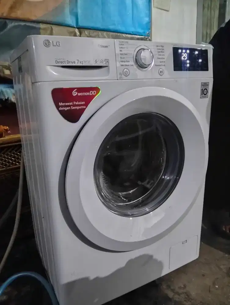 Mesin Cuci LG inverter front loading (like new)
