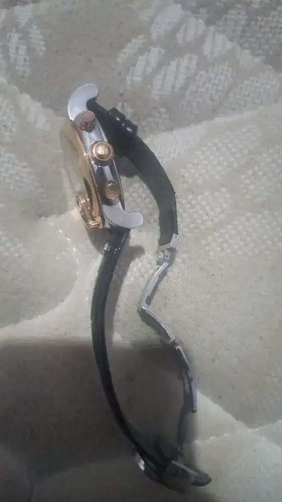 Jam tangan pria aigner asli kulit lengkap kotak