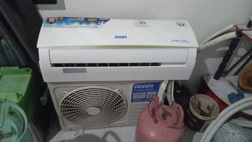 DIJUAL AC AKARI 1/2 PK