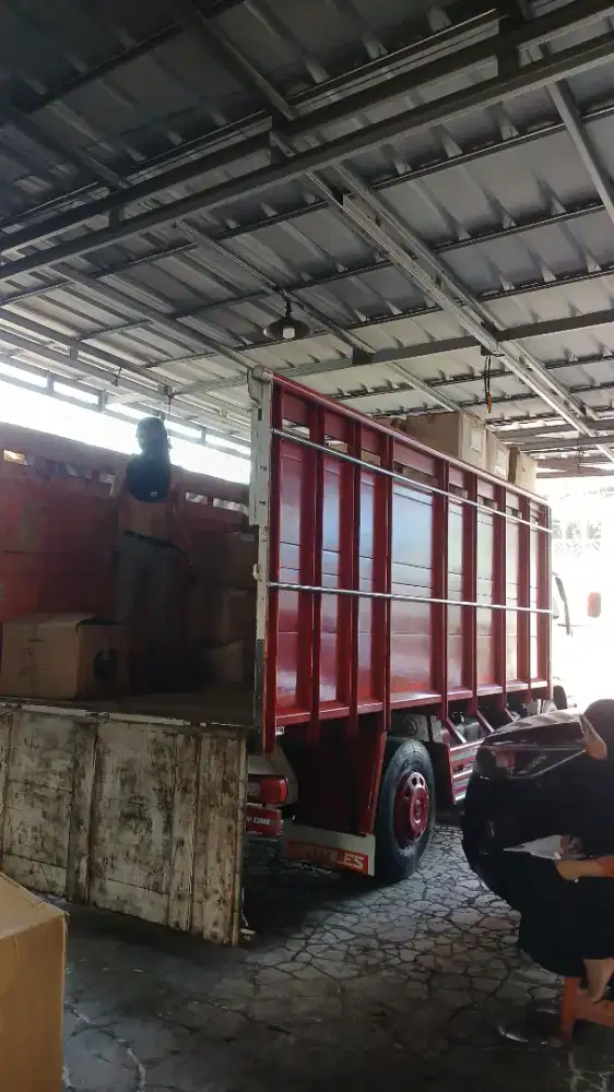 Jasa angkut barang luarkota/dalam kota