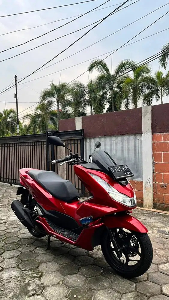 HONDA PCX 160 CBS ISS 2022 Merah Glossy
