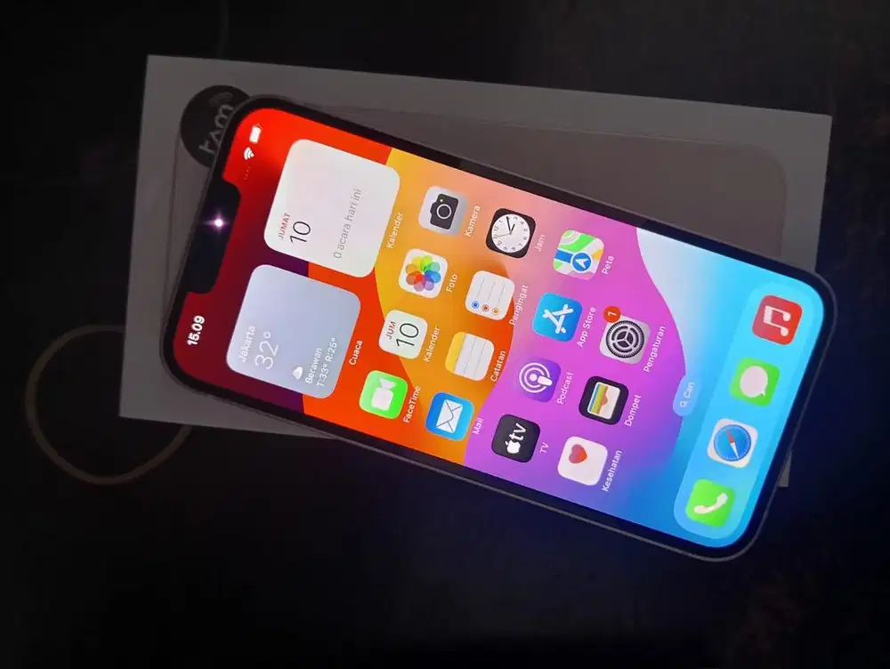 Iphone starlight mulus fullset jarang di pakai