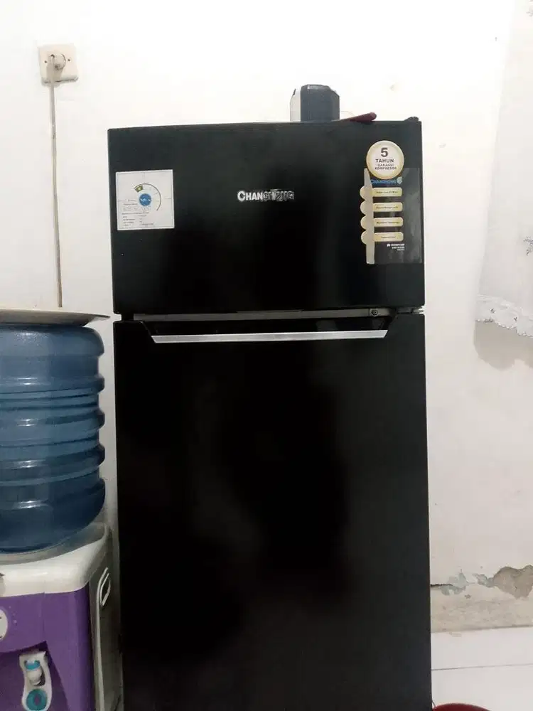 Kulkas 2pintu merk changhong