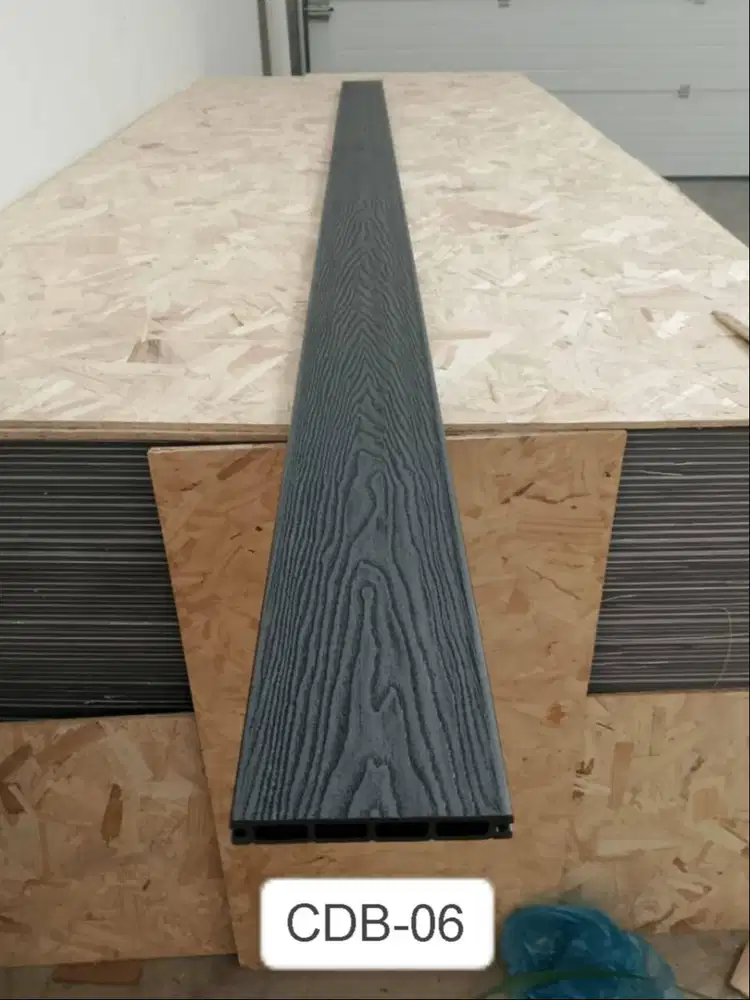 Decking Lantai WPC Outdoor / Lantai Kayu Kolam Renang / Pool / Taman