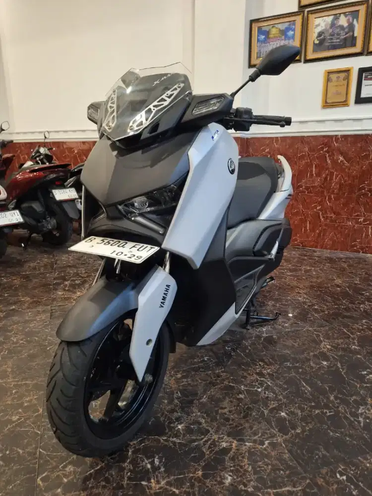 HUB KOM DP PROMO XMAX CONNECTED 2024 MOTOR MULUS KAYA BARU KM LOW
