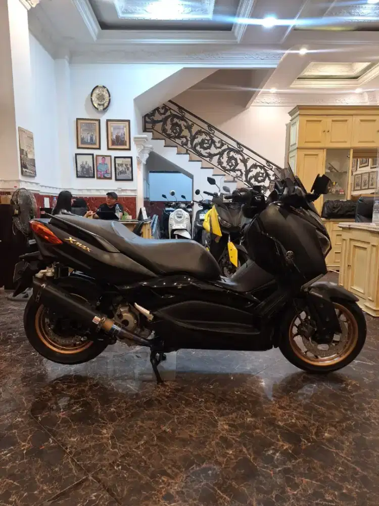 HUB KOM DP 6 JT PROMO XMAX 2022 MOTOR MULUS KAYA BARU KM RENDAH