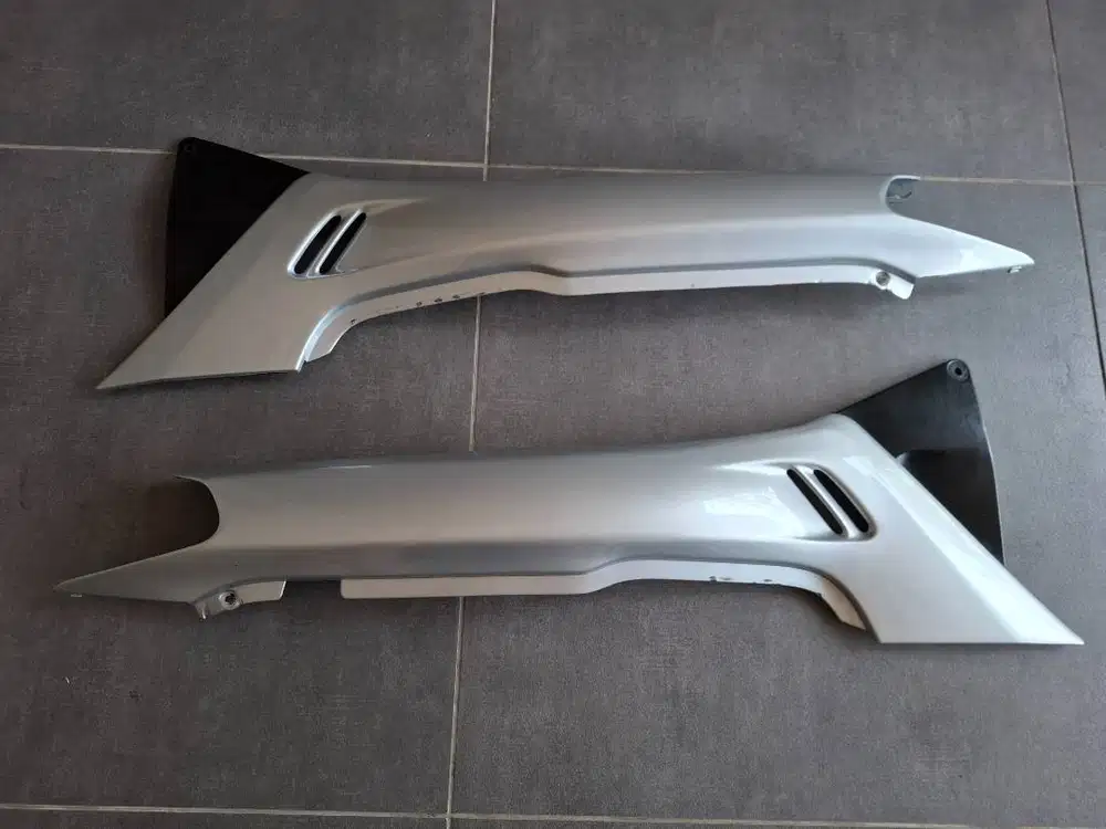 Cover Side Body Original Yamaha Scorpio
