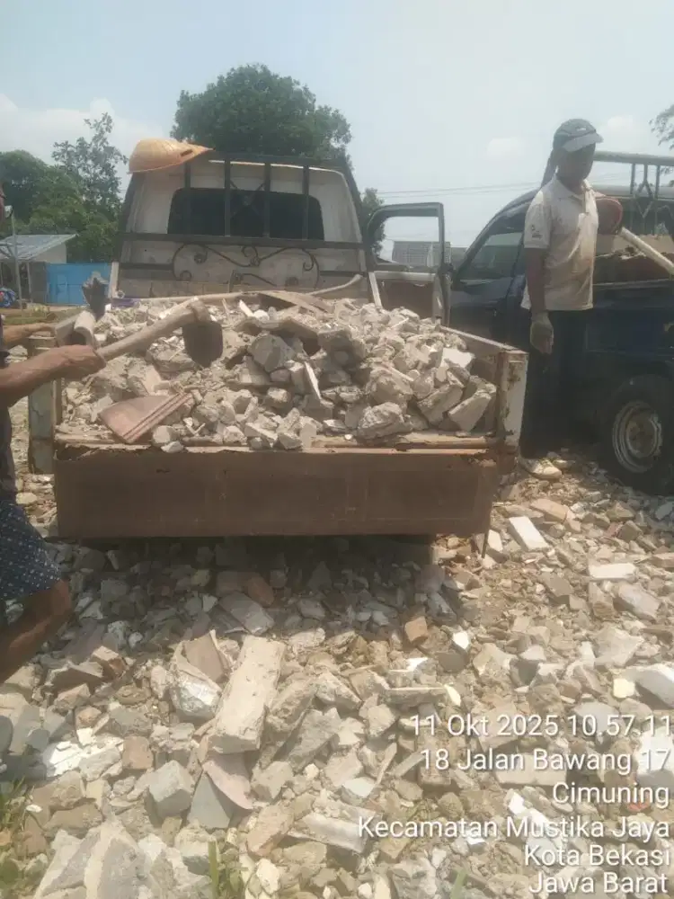 Jasa buang puing,pindahan,sampah pohon