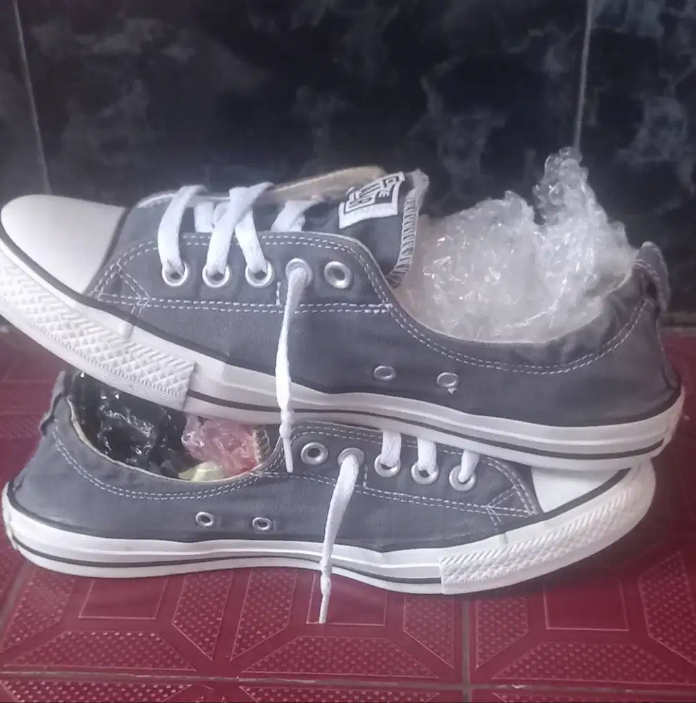 Converse slip on