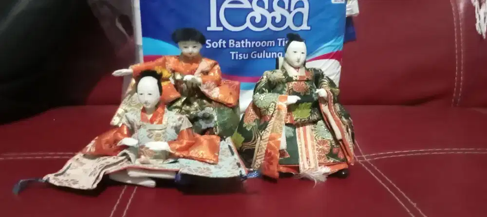 Boneka pajangan tradisional jepang