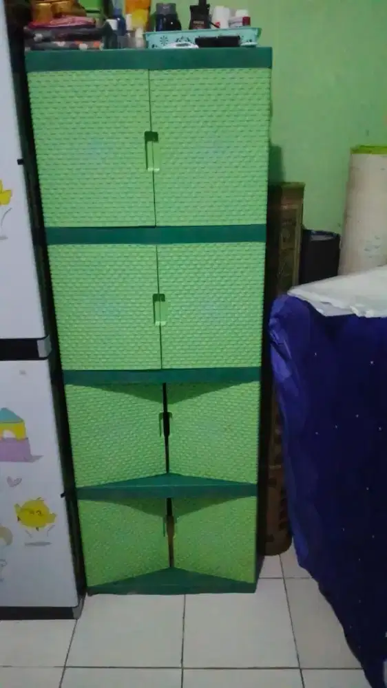 Di jual Lemari Plastik