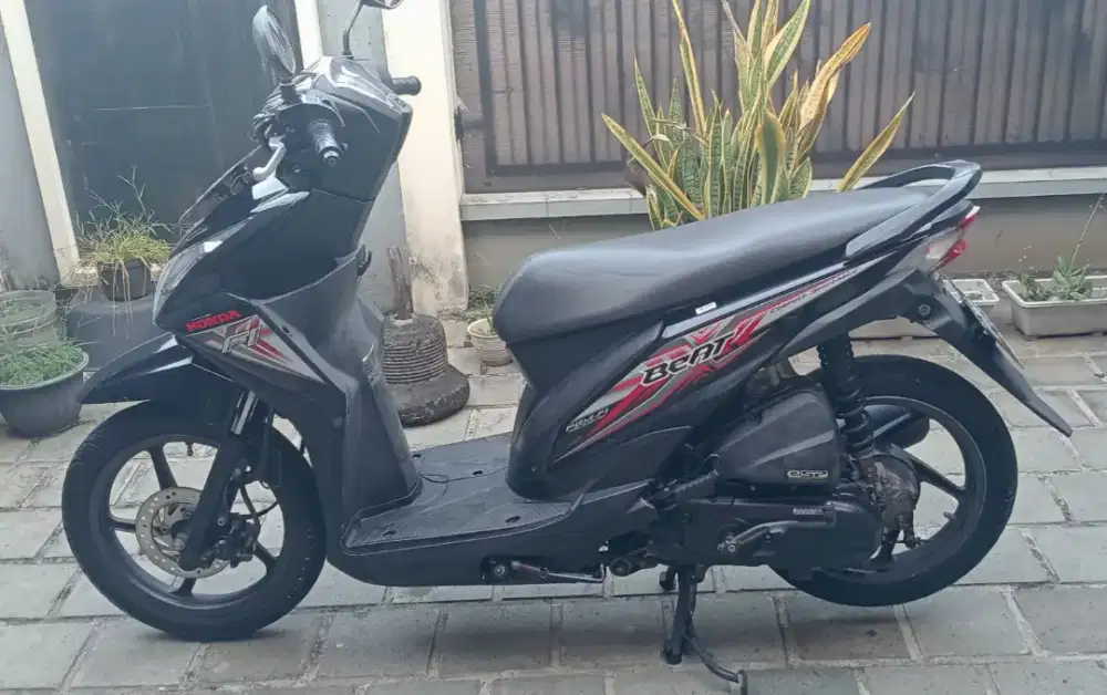 HONDA BEAT PGM FI HITAM