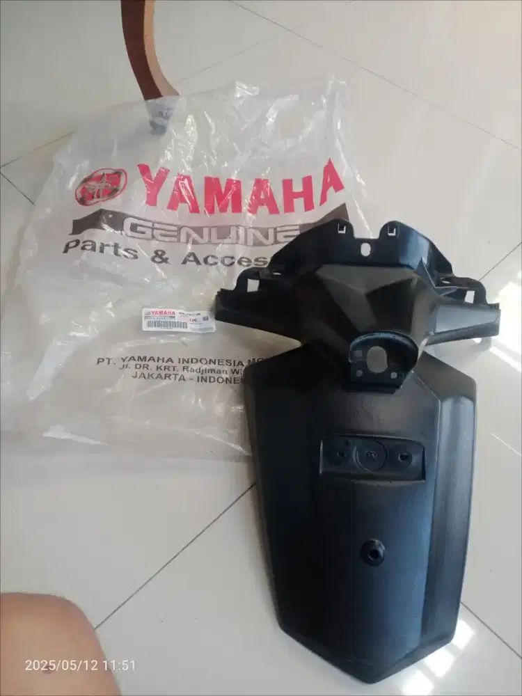 Spakbor belakang XMAX 250 Gen 1 ori Yamaha