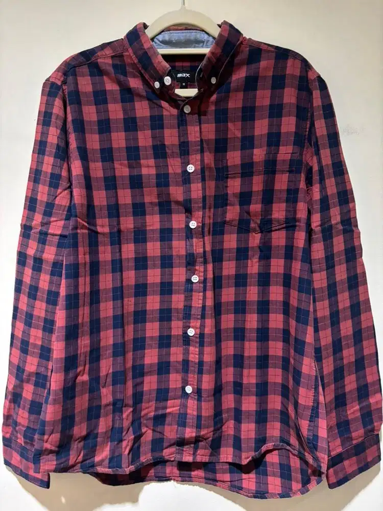 Kemeja Casual Max