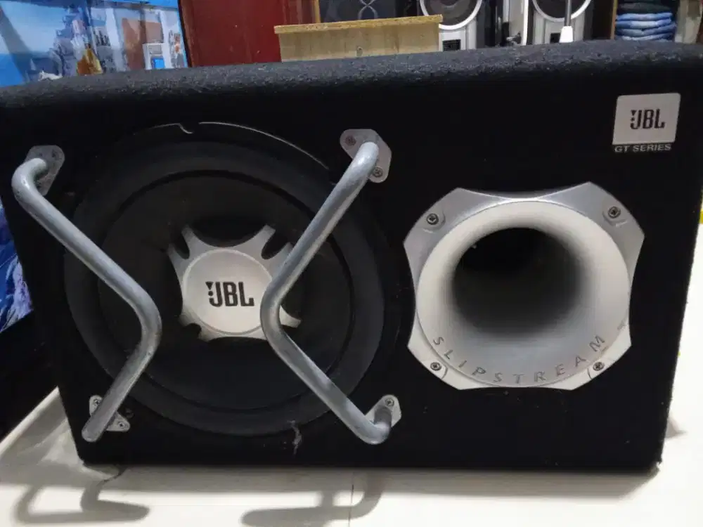 Subwoofer jbl GT series + power monoblock amplifier intersys isp-4750