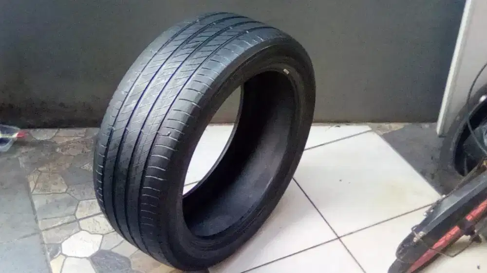 Jual cepat ban mobil michelin 245/45 R19