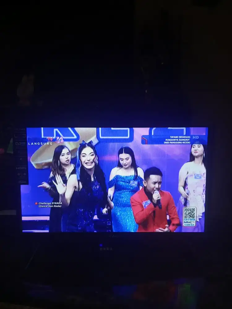Jual tv advance