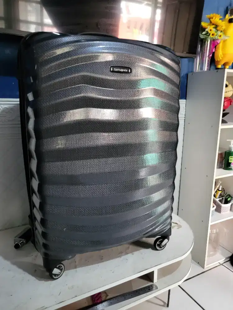 Koper Samsonite spinner tipe liteshoc 100% original developh by europe