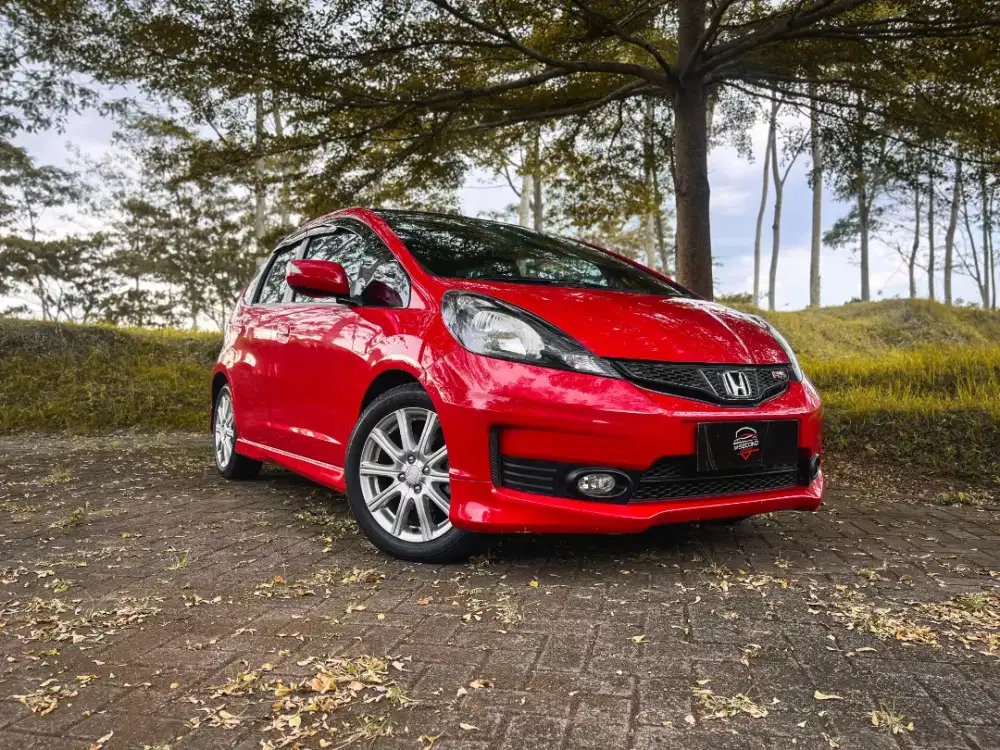 Honda Jazz RS 1.5 MT GE8 2014 Merah Antik KM 67Ribu