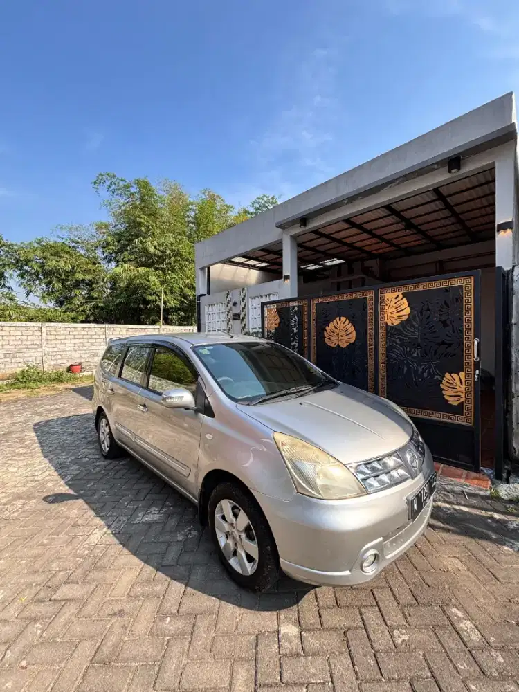 Nissan Grand Livina 1.5 XV