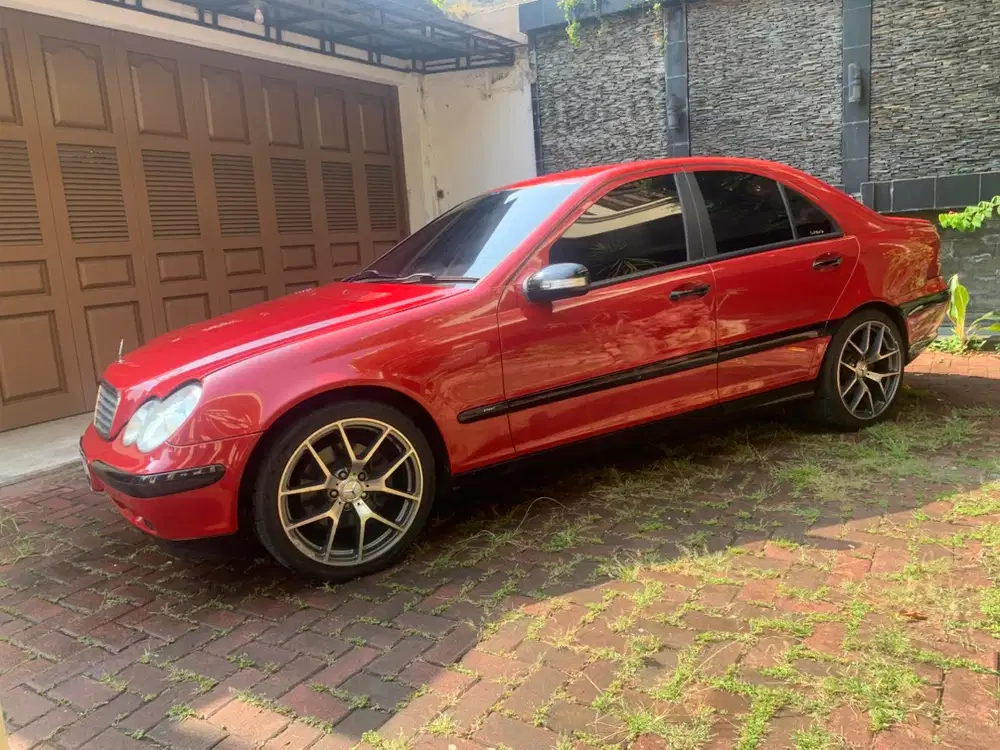 Mercedes-Benz C240 2005 Bensin