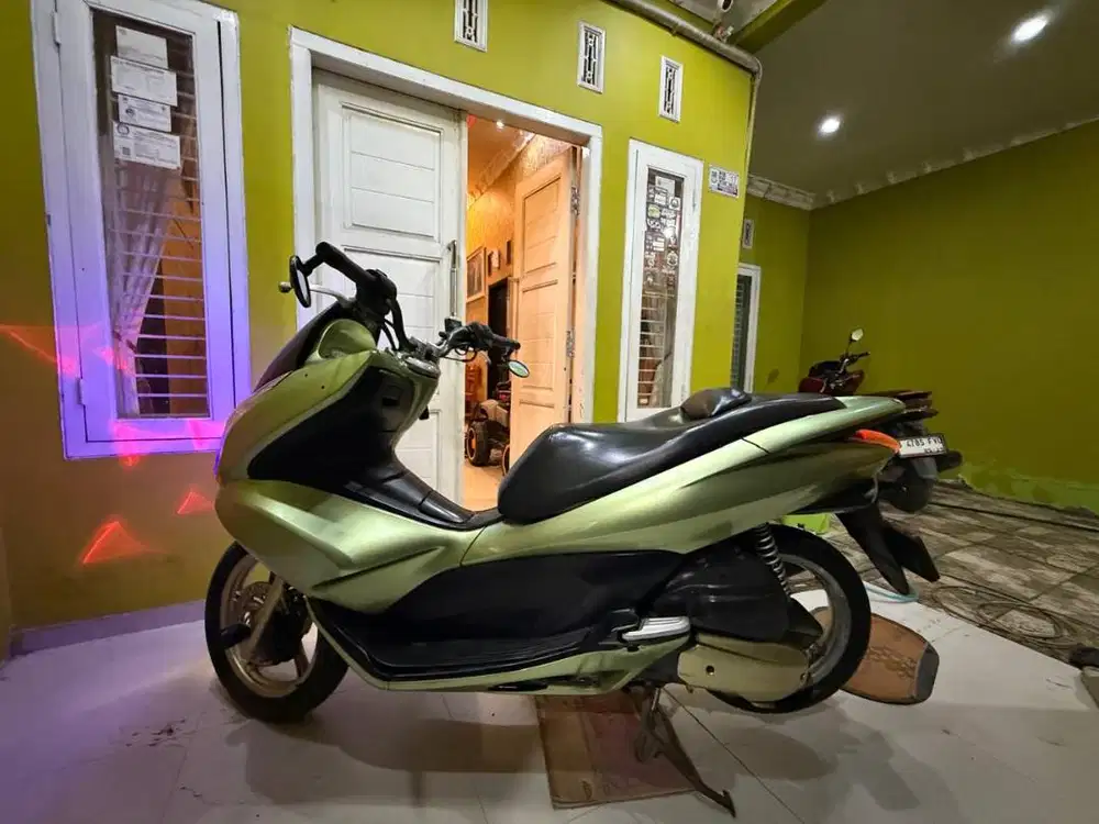 Honda PCX 125 old prestige