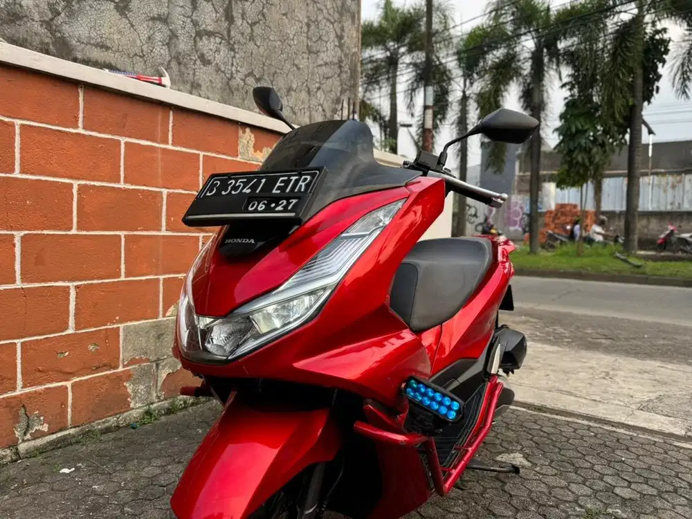 Honda PCX 160 CBS 2022 Pajak Hidup Low KM