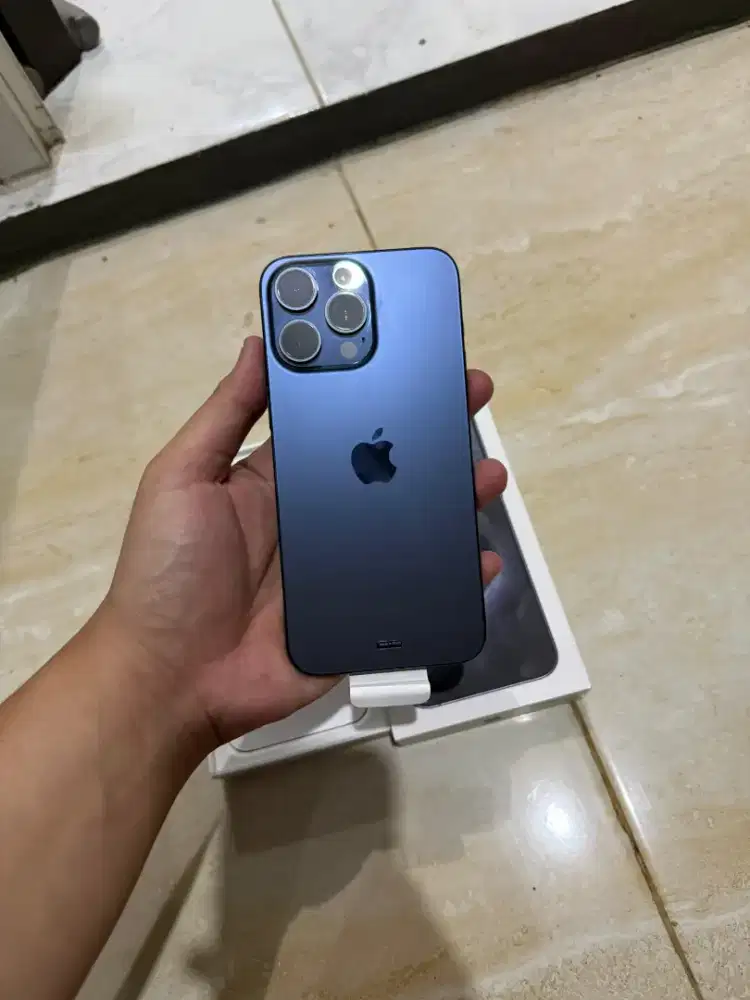iPhone 15 pro max 256 gb ibox