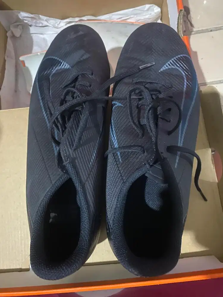 Sepatu bola pria nike vapor 16 club FG/MG black mulus size 42.5