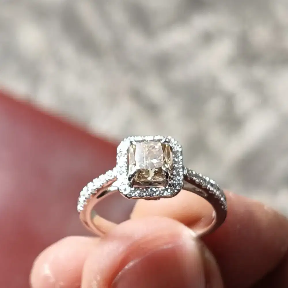 Cincin Soliter Berlian Eropa