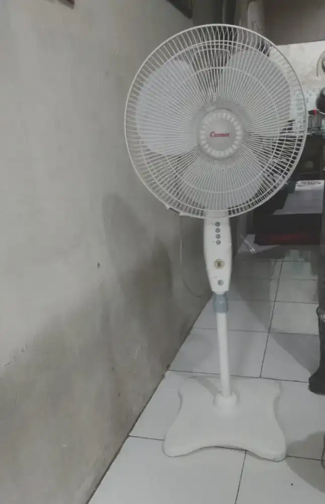Kipas Angin Cosmos