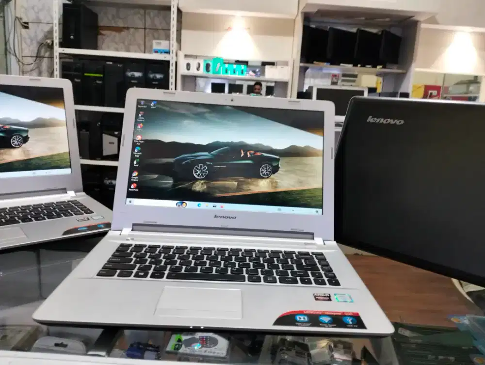 Latop Lenovo ideapad 500
Intel Core i5 Dual VGA