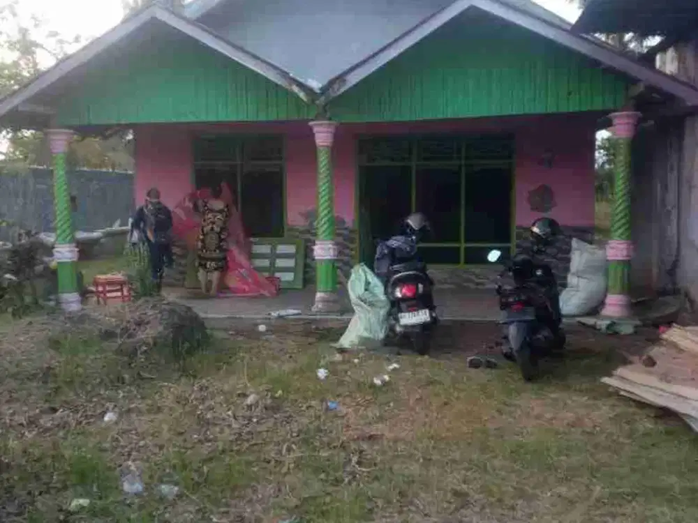 Dijual rumah dan ruko luas tanah 1.260m² Kampung Melayu, Bengkulu