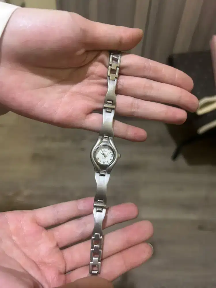 Jam Gucci Vintage