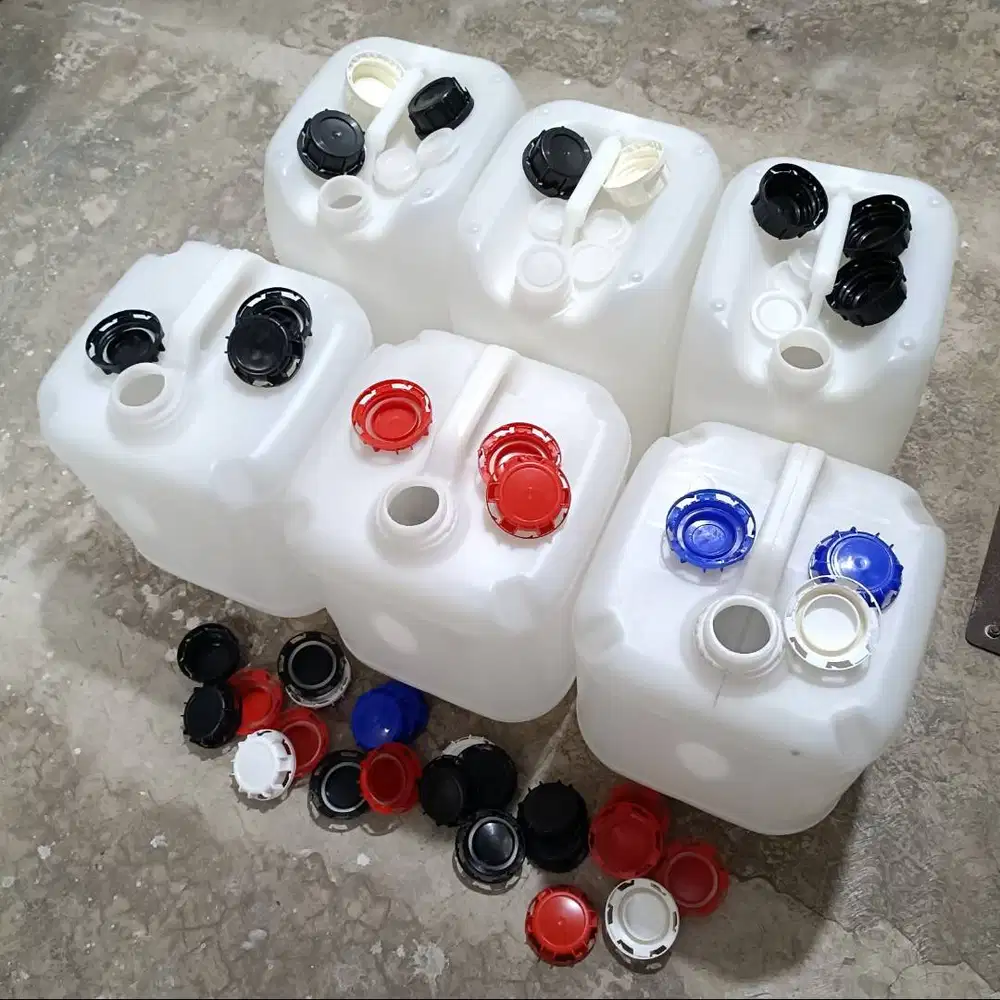 jerigen satuan, tebal putih 20kg / liter food grade bisa untuk kimia.
