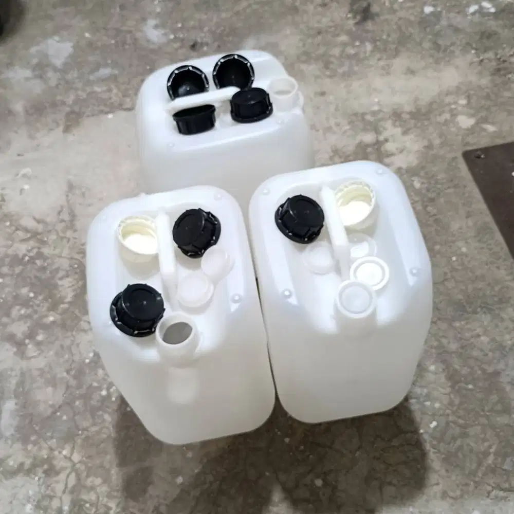 jerigen tebal putih 20kg / liter food grade bisa untuk kimia satuan