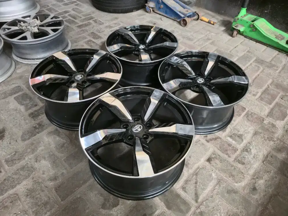 Velg TRD R18 Innova Reborn Zenix Hilux Rangga Camry Rush Terios Lexus