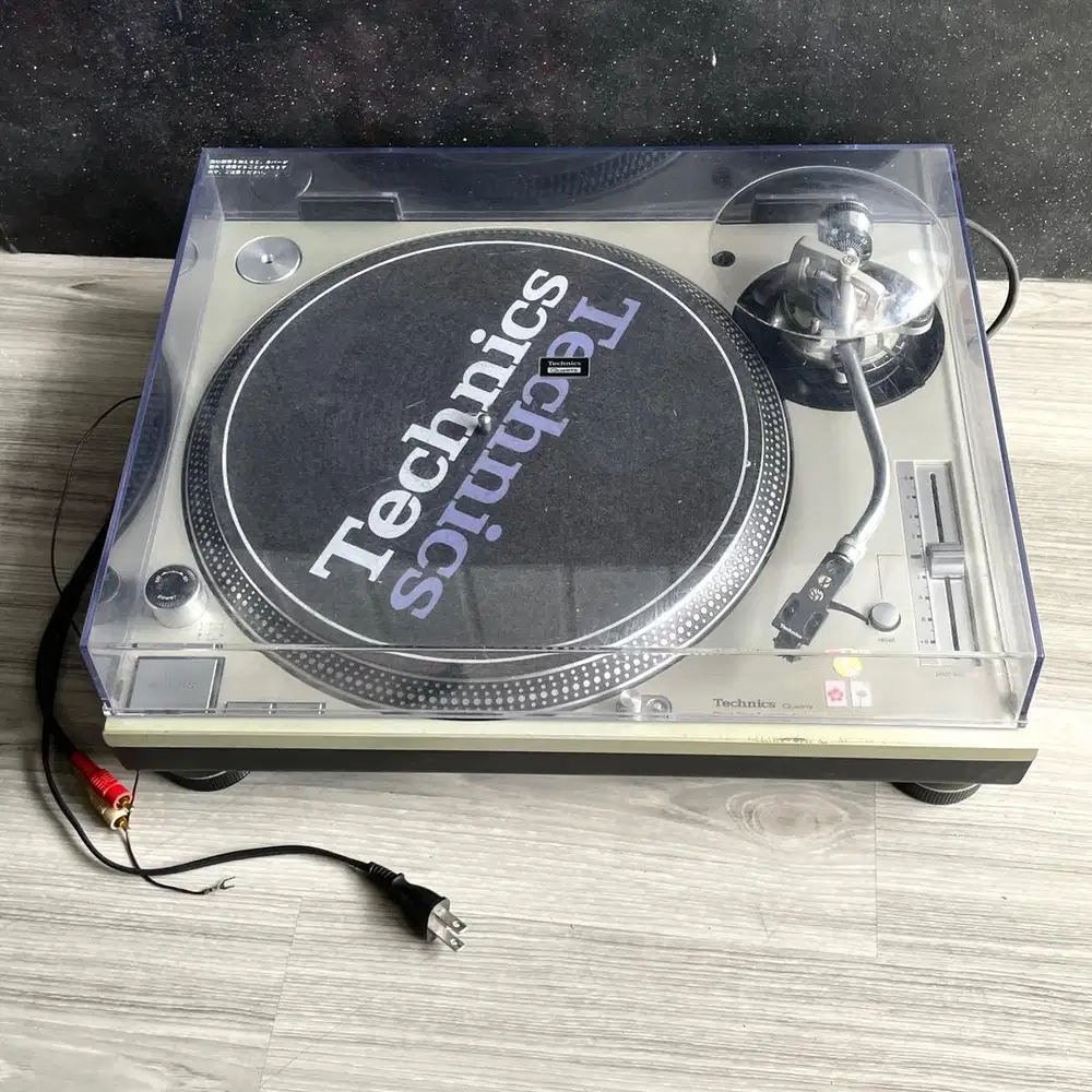 Technics SL-1200 MK3D Turntable Vinyl Record Player