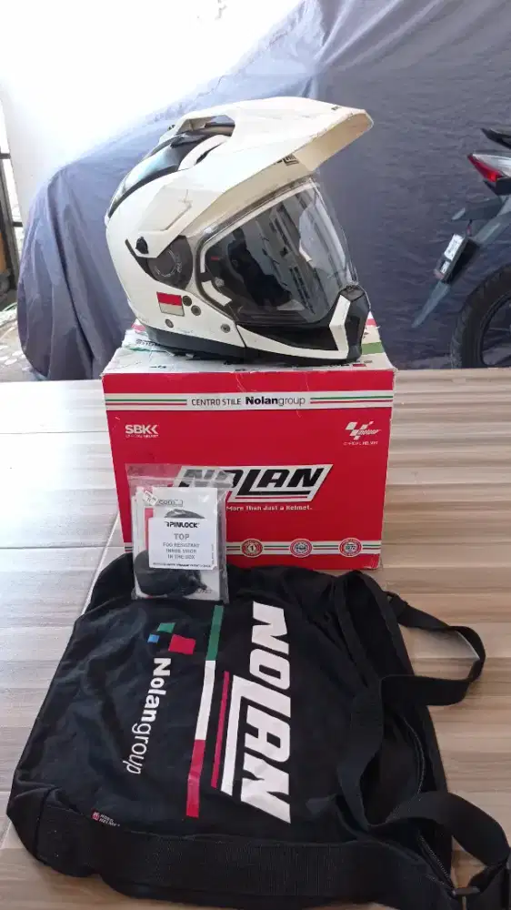 Nolan N702 White Metal
