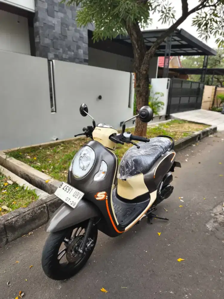 Bissmillah dijual motor Honda Scoopy SE 2023 istimewa