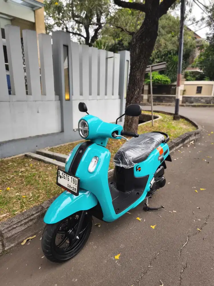 Bissmillah dijual motor Yamaha fazzio 2023 istimewa.