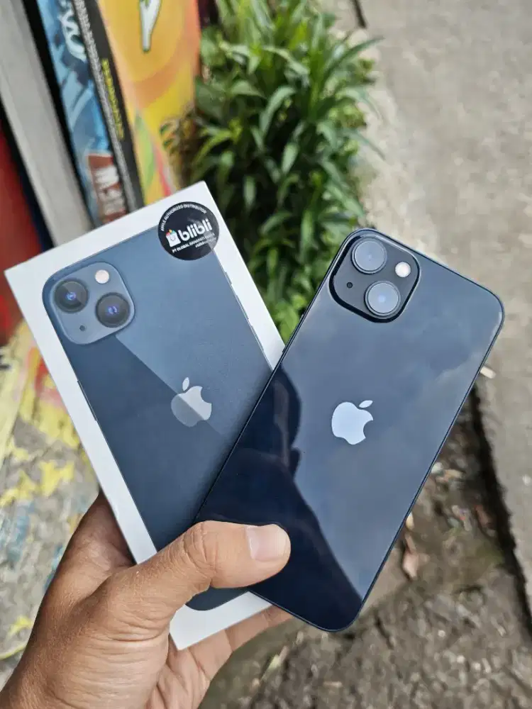 iPhone 13 128 iBox digimap..like new.