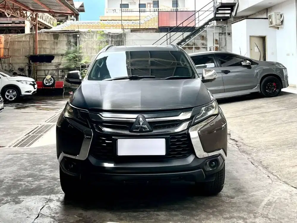 Mitsubishi Pajero Dakar 4x4 Matic / AT '2016' Coklat