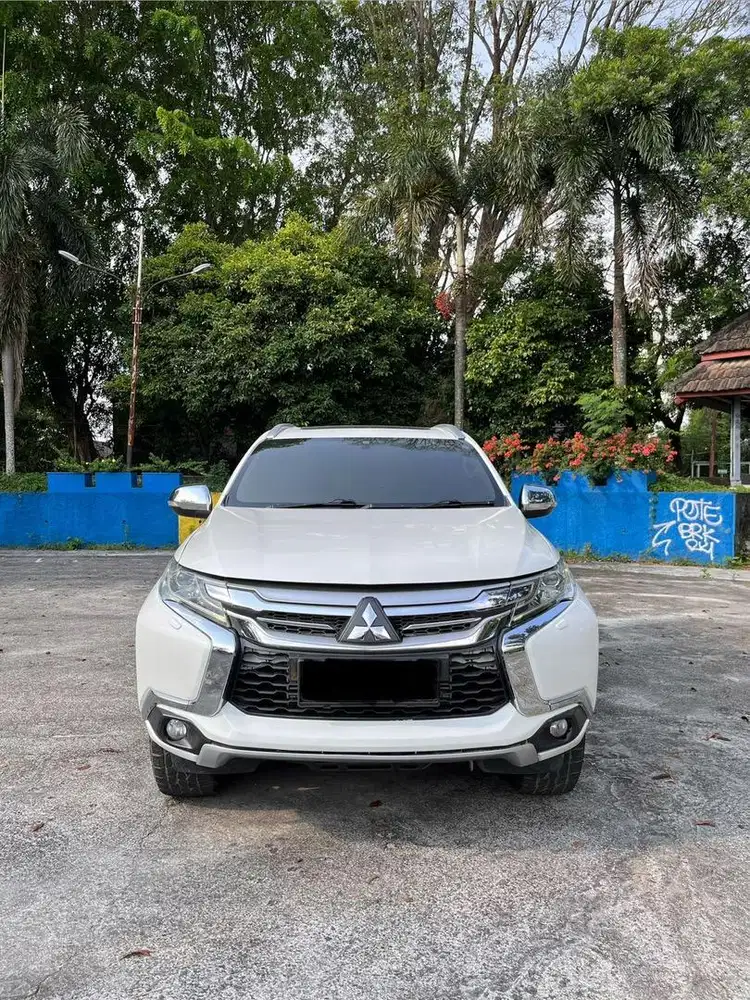 Pajero Dakar 4x2 AT (2016) Istimewah