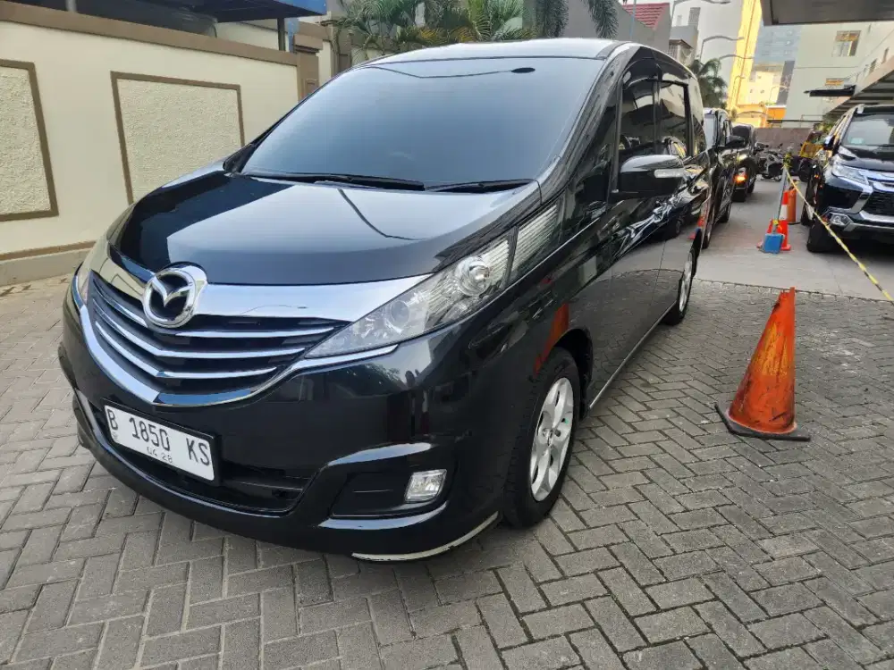MAZDA BIANTE. SKY ACTIVE.   18