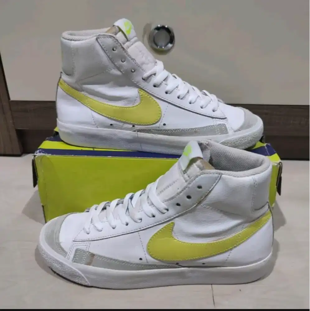 Sepatu Nike blazer lemon size 40