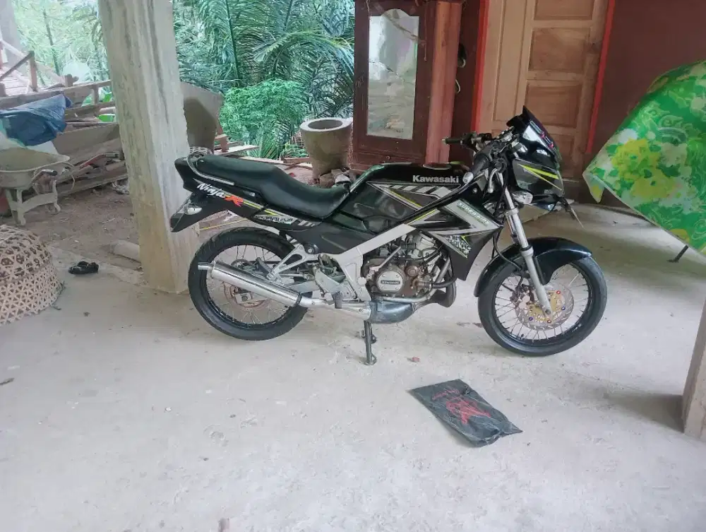 Kawasaki ninja R