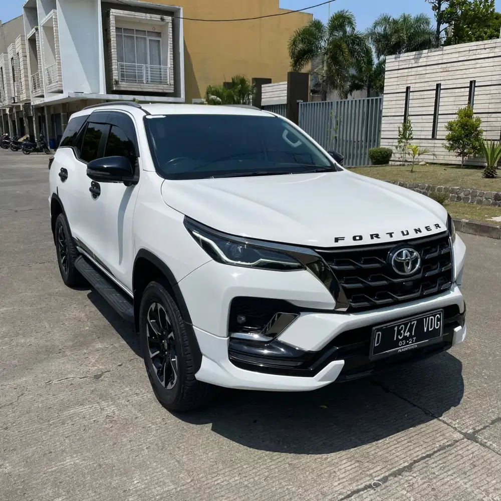 km 21rb Fortuner GR 2.8 Toyota 2022